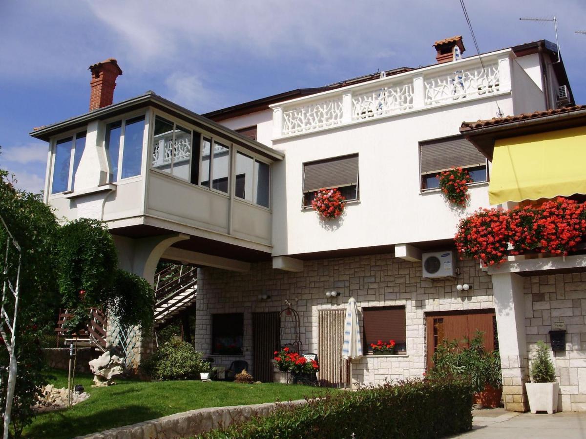 Apartments Marija Nada Malinska Exterior foto