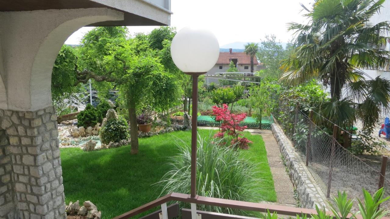 Apartments Marija Nada Malinska Exterior foto